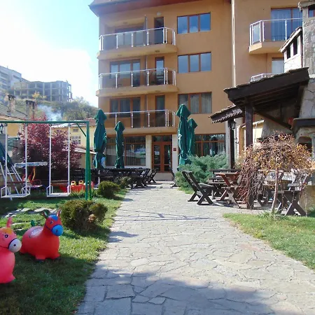 Meteor Family Hotel