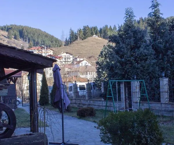 Meteor Family Hotel Czepełare